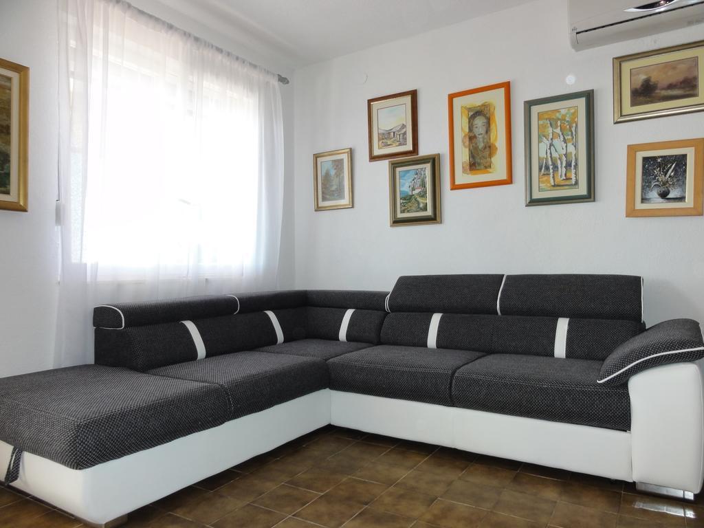 Apartments Babaja Trogir Buitenkant foto